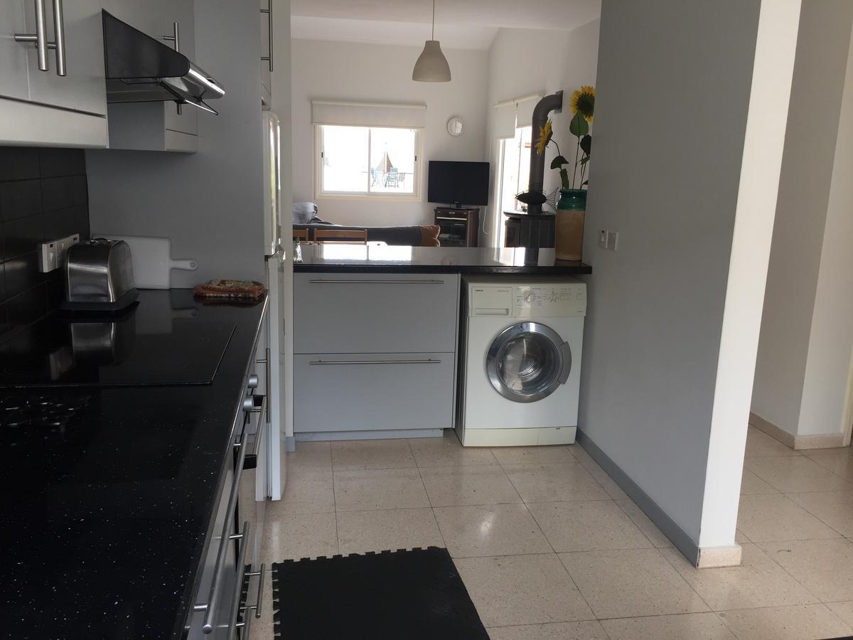 Limnaria Westpark Appartamento Paphos Esterno foto